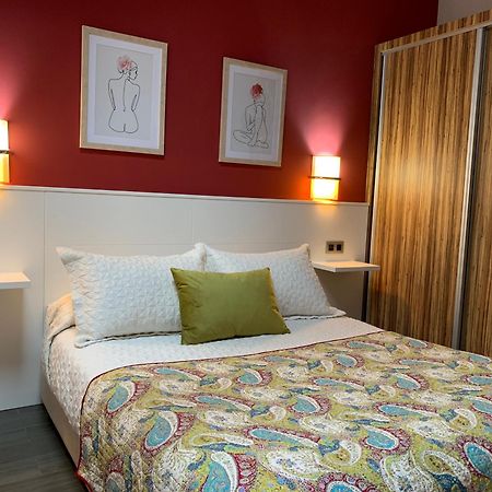 Tresanea Apartamentos Ituren Екстер'єр фото