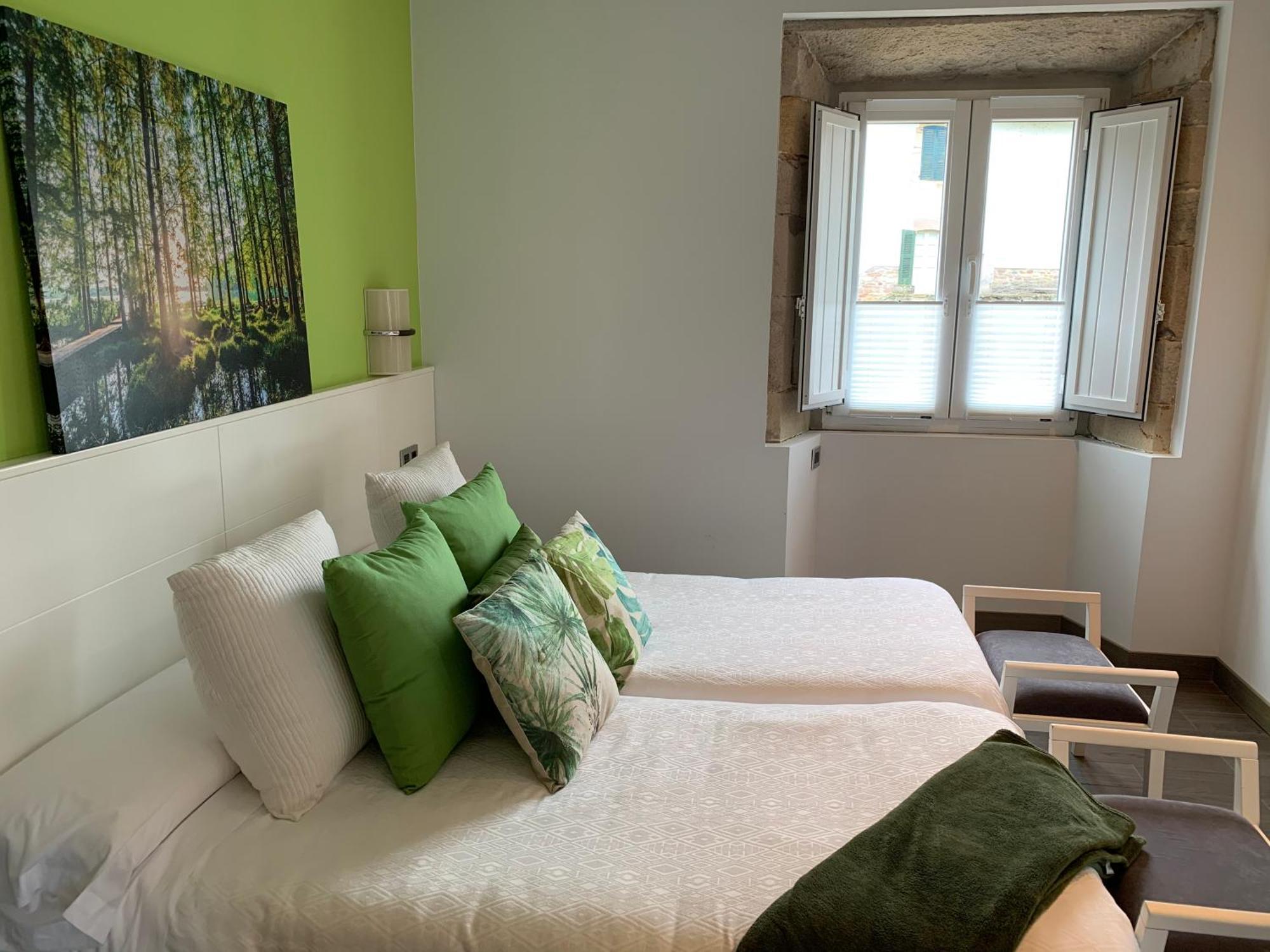 Tresanea Apartamentos Ituren Екстер'єр фото
