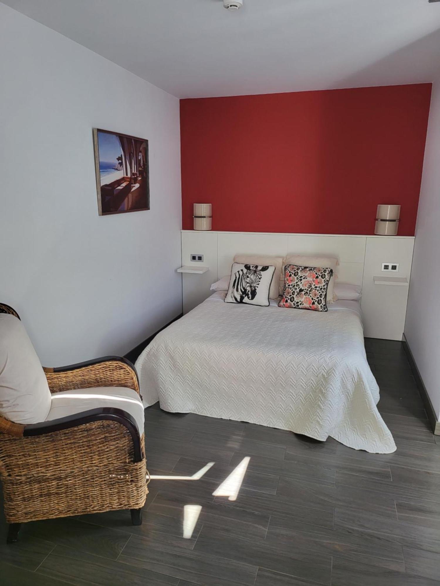 Tresanea Apartamentos Ituren Екстер'єр фото