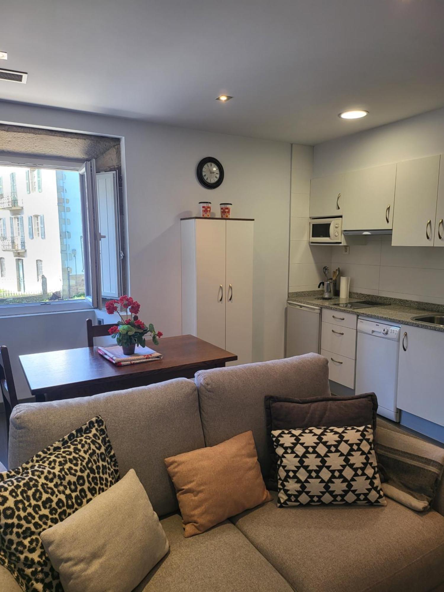 Tresanea Apartamentos Ituren Екстер'єр фото